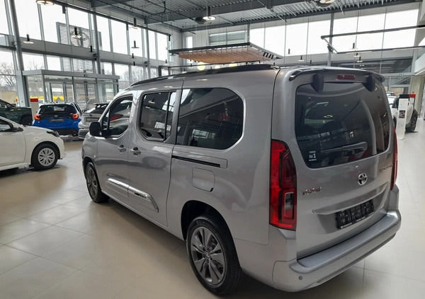 Toyota Proace City Verso cena 155900 przebieg: 10, rok produkcji 2023 z Pruszcz Gdański małe 22